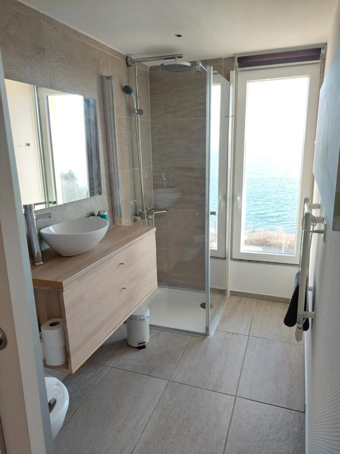 La Crique De L'Evole Apartamento Neuchâtel Exterior foto